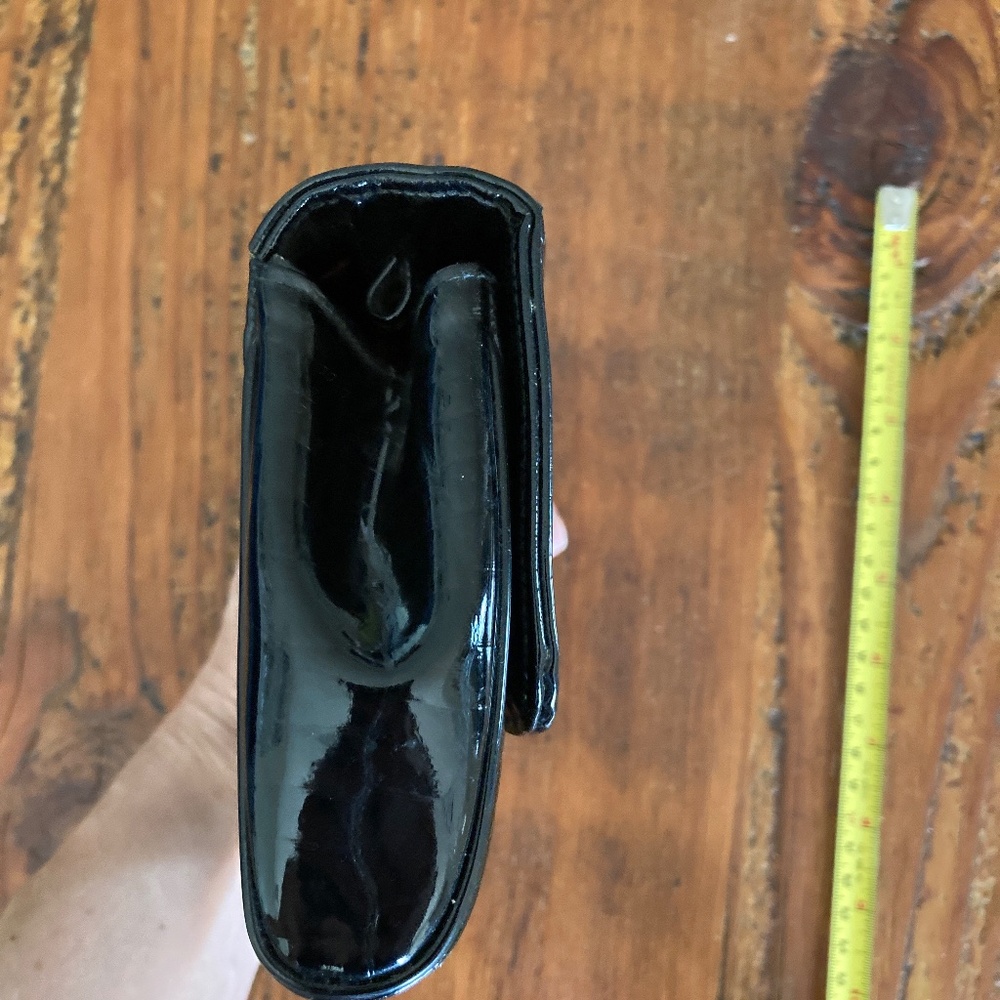 Vintage Susan Gail Patent Clutch Purse in Black, Mini, Croc Embossed - Picture 8 of 10